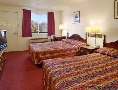 University Inn RenoReno  Szoba fotó